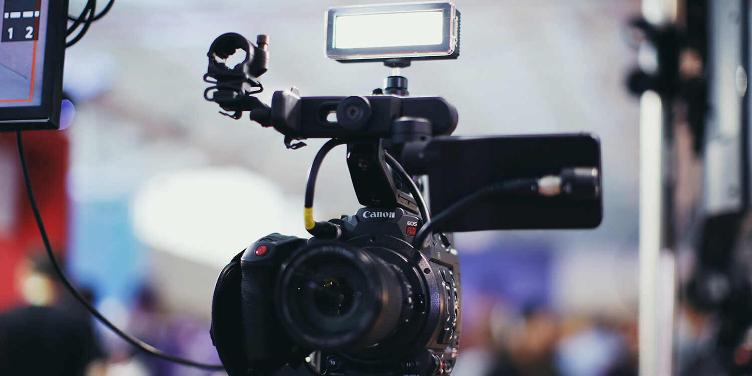 air-broadcast-aperture-blur-2228831