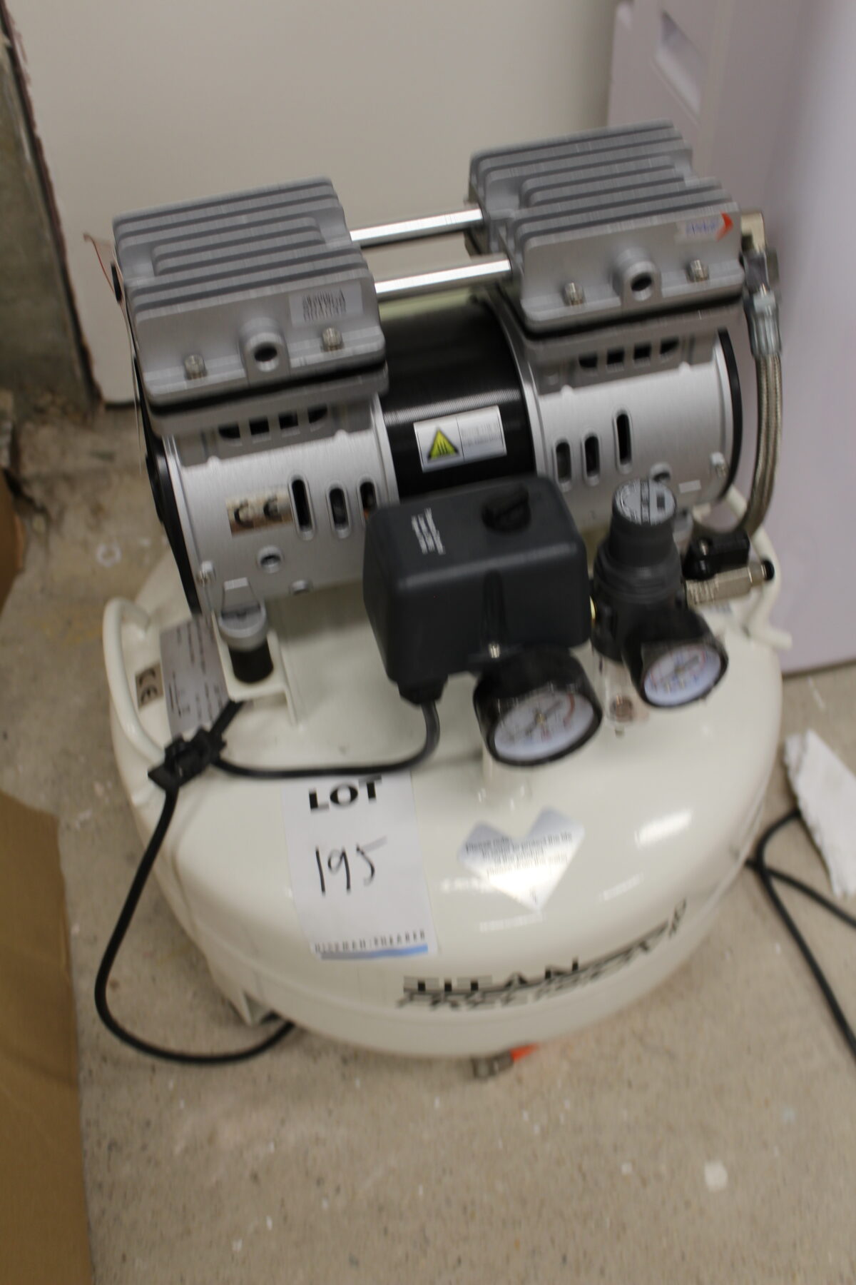 Vashi Sale 1
