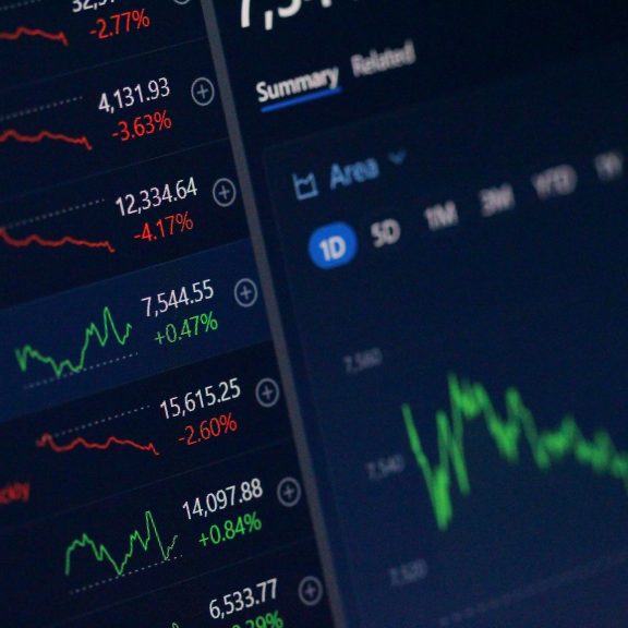 Economic Uncertainty and Asset Values: Navigating a More Volatile Market